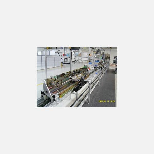 動車自動門組裝線